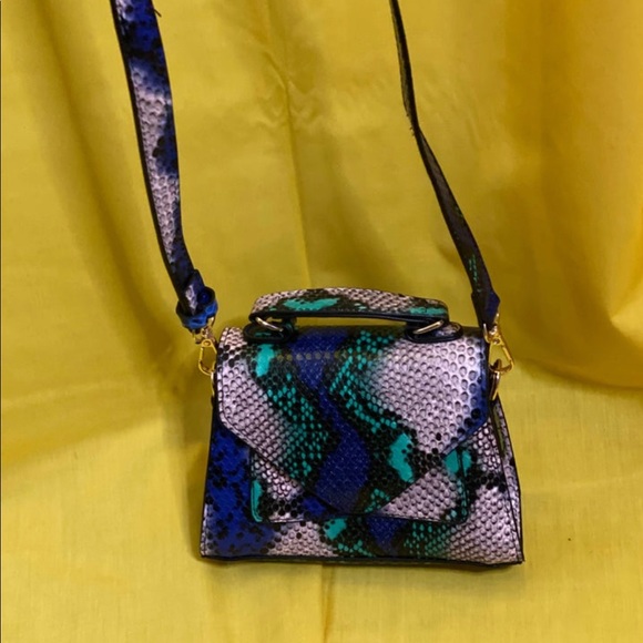 Handbag - Picture 1 of 2